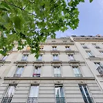 Appartement De Charme Proche De La Tour Eiffel