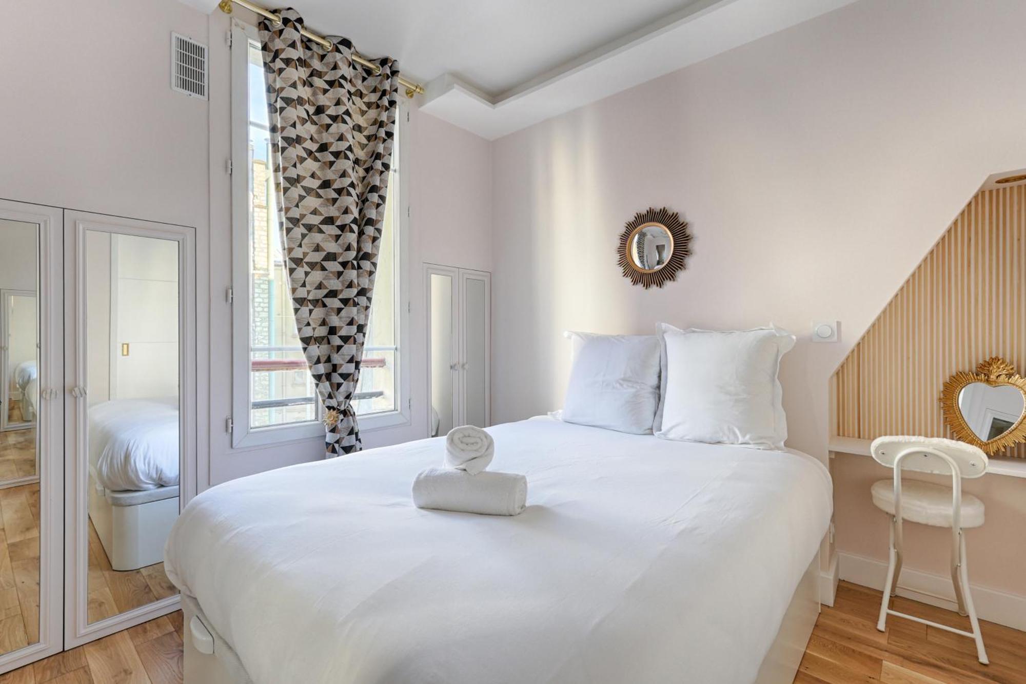 Apartment De Charme Proche De La Tour Eiffel Paris